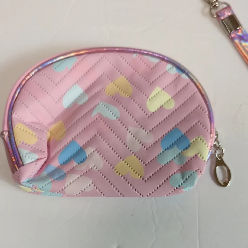 New My Melody 4 piece Makeup Bag set - Picture 3 of 7